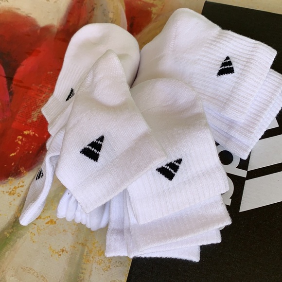 ADIDAS MEN’S CUSHIONED 6 pair QUARTER SOCKS - Picture 16 of 16